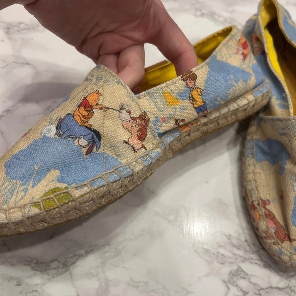 Disney Ubuntu Winnie the Pooh Espadrilles Slip On Shoes 6.5W